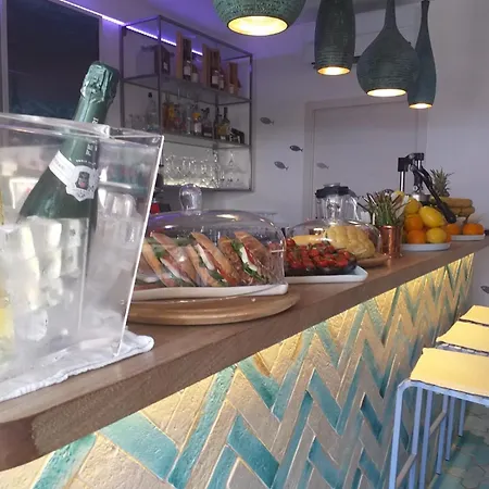 La Piazza - فندق بورتو رافاييل