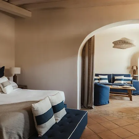 La Piazza - 3*