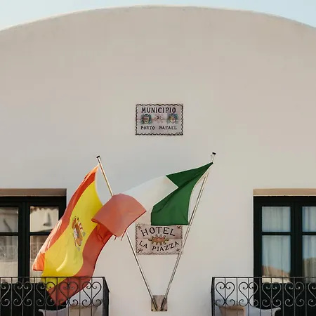 La Piazza -